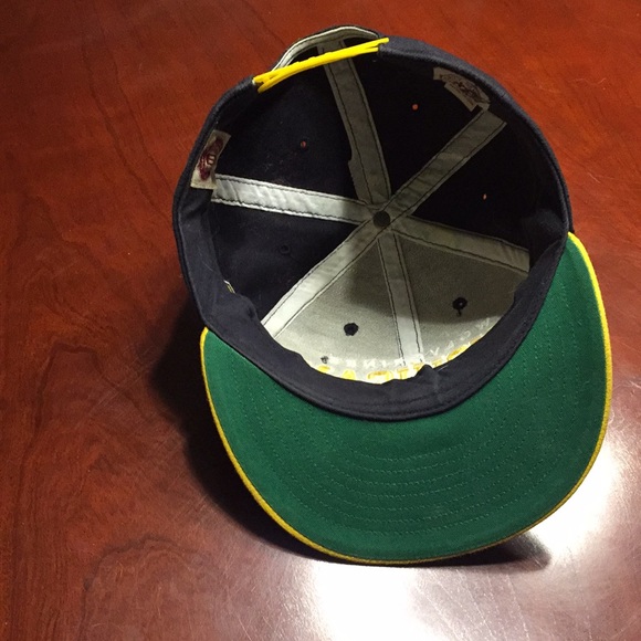 Michigan Wolverines Hat - Picture 5 of 5
